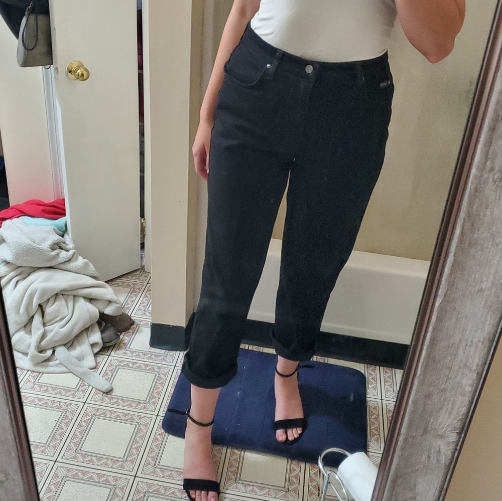 Black Denim Mom Jeans - Picture 7 of 10